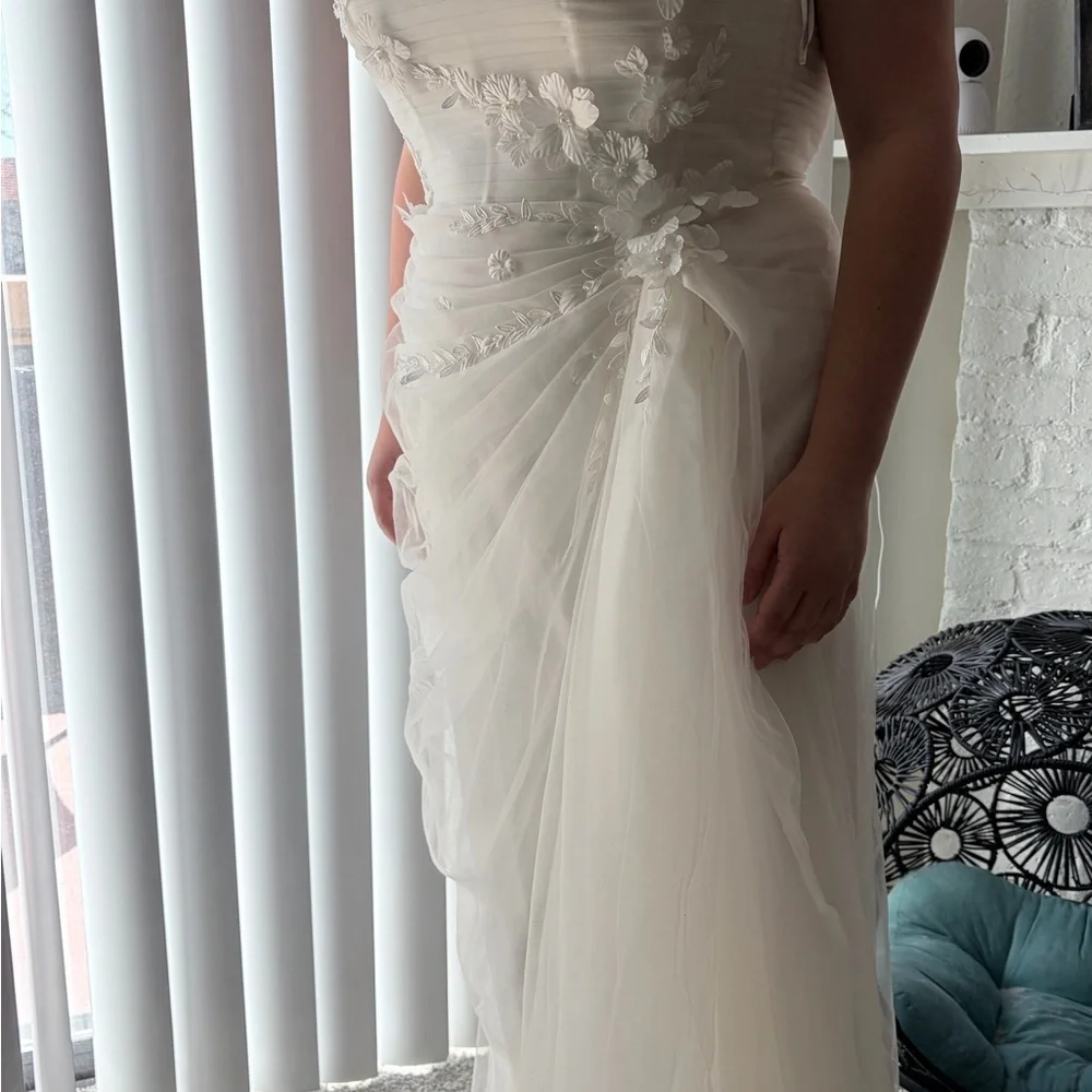 Wedding/Engagement/Elopement Dress - Picture 4 of 7